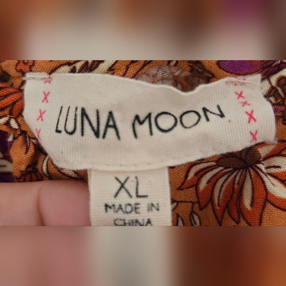 Luna Moon Floral Ruffle Tank Top - Picture 4 of 7